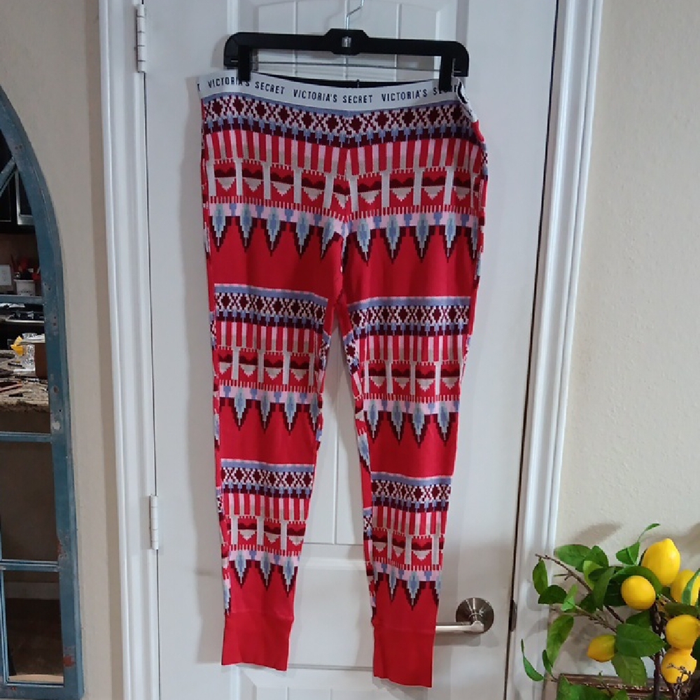 Victoria's Secret Red Geometric Print Leggings